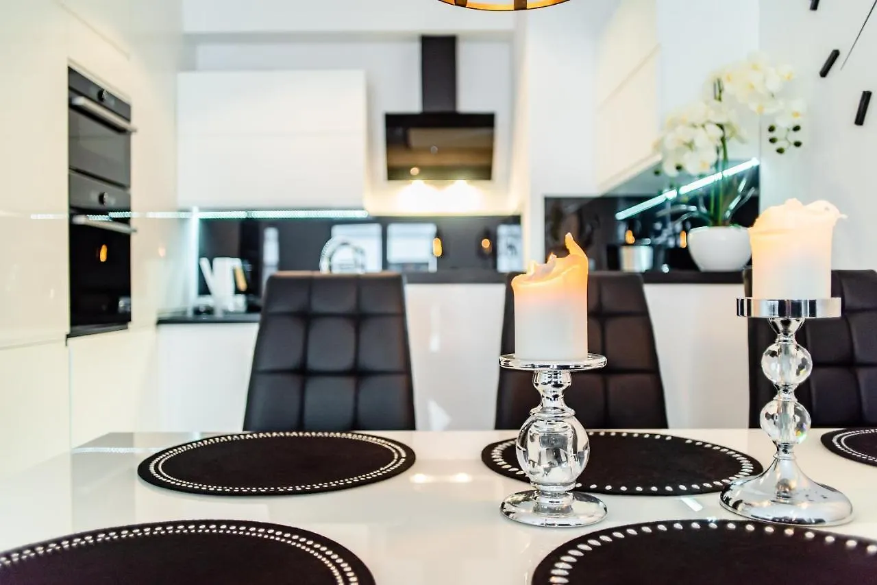 Apartamenty Homely Place Casa Verona - Stary Rynek - Parking Poznań Polska