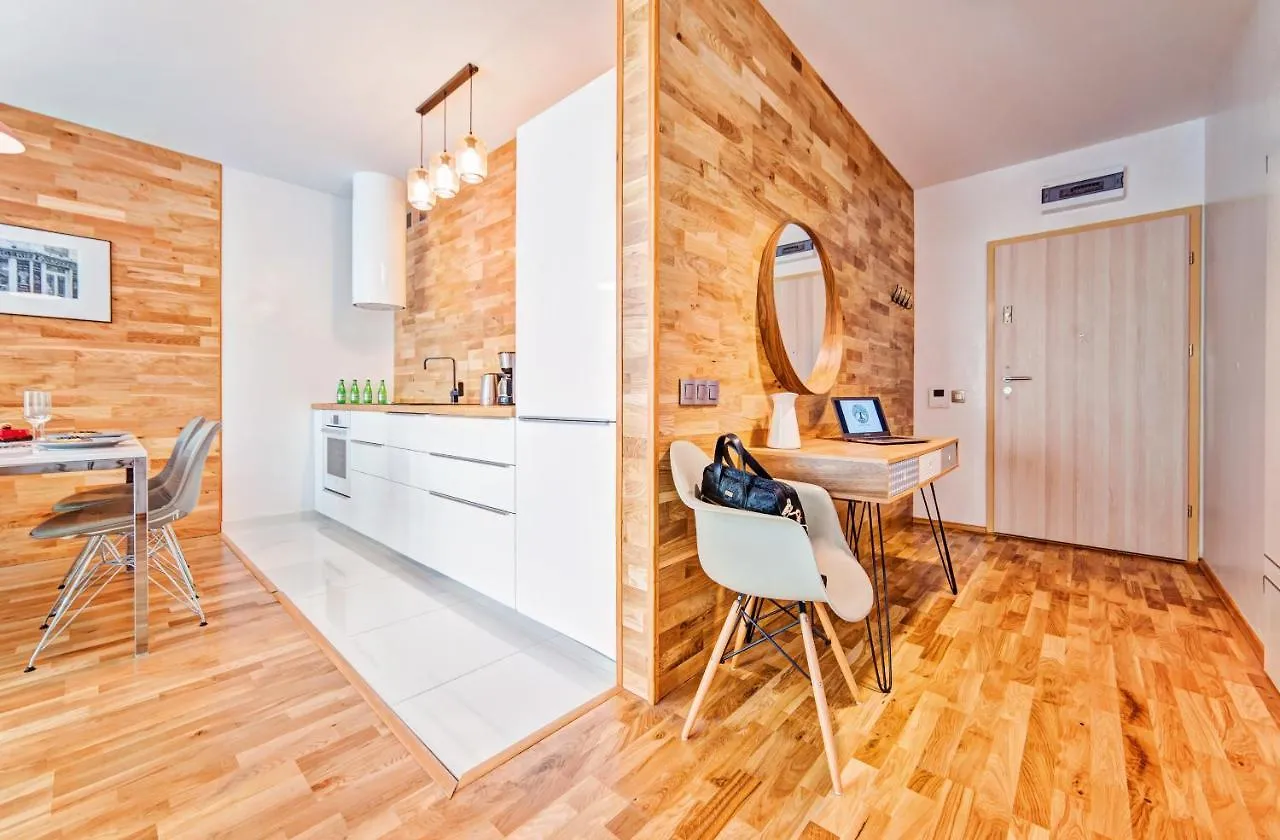 Apartamenty Homely Place 11 - Parking Poznan