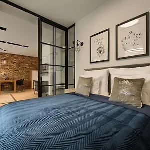 Apartament Impero Zentrum -poznań Parking, Poznań
